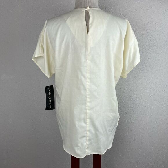 NWT Intriguing Threads Cream Short Sleeve Top Size S - Picture 3 of 5